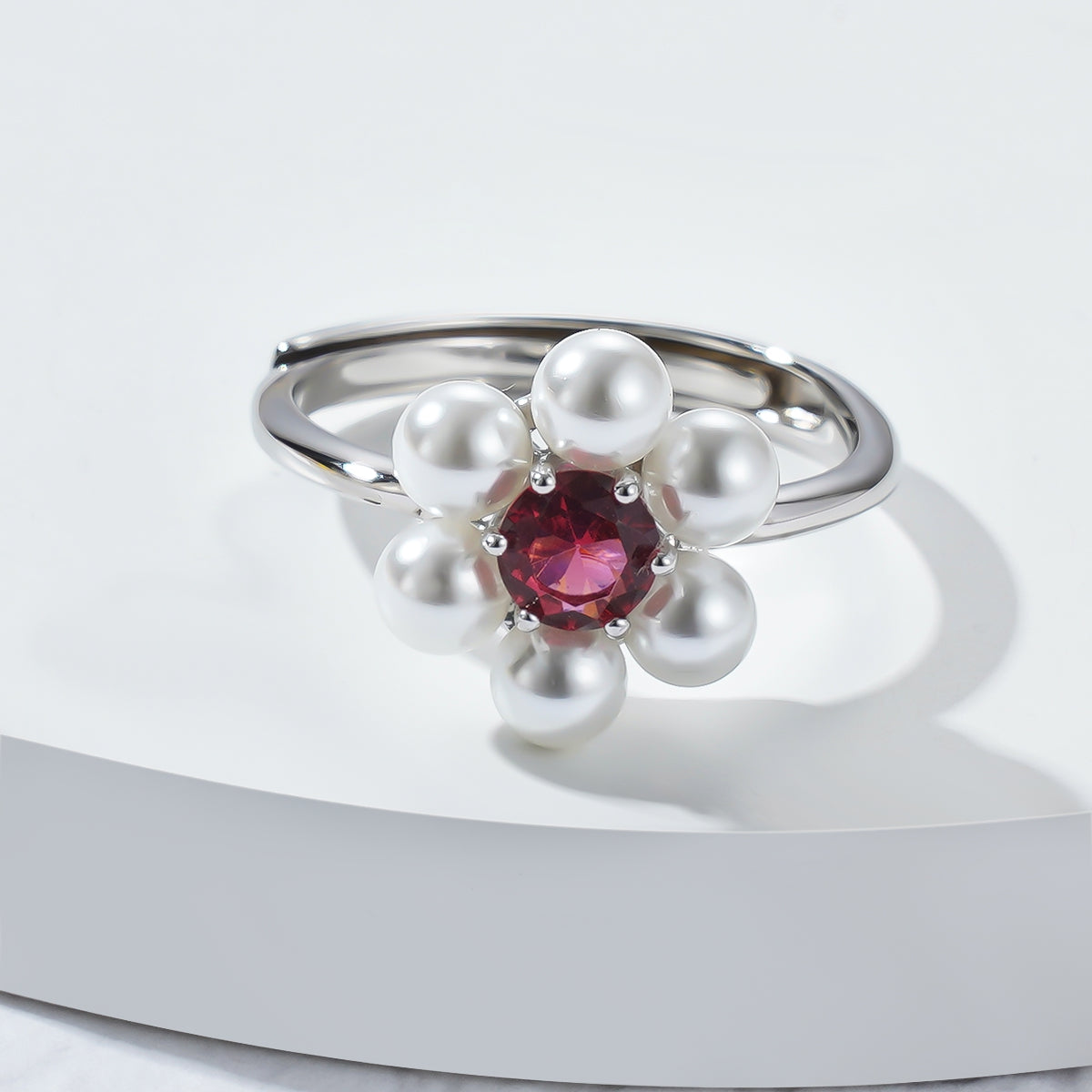 Pearl Petal Ring